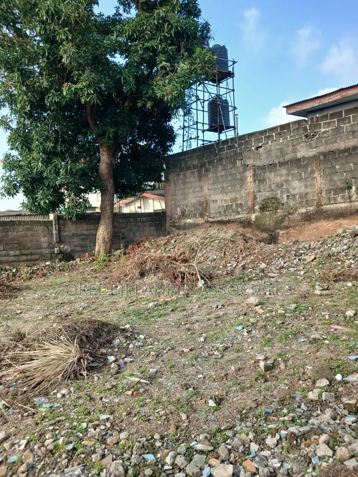 436sqm RECTANGULAR SHAPED LAND(can Build Twin Duplexes) WITH DRIVE WAY