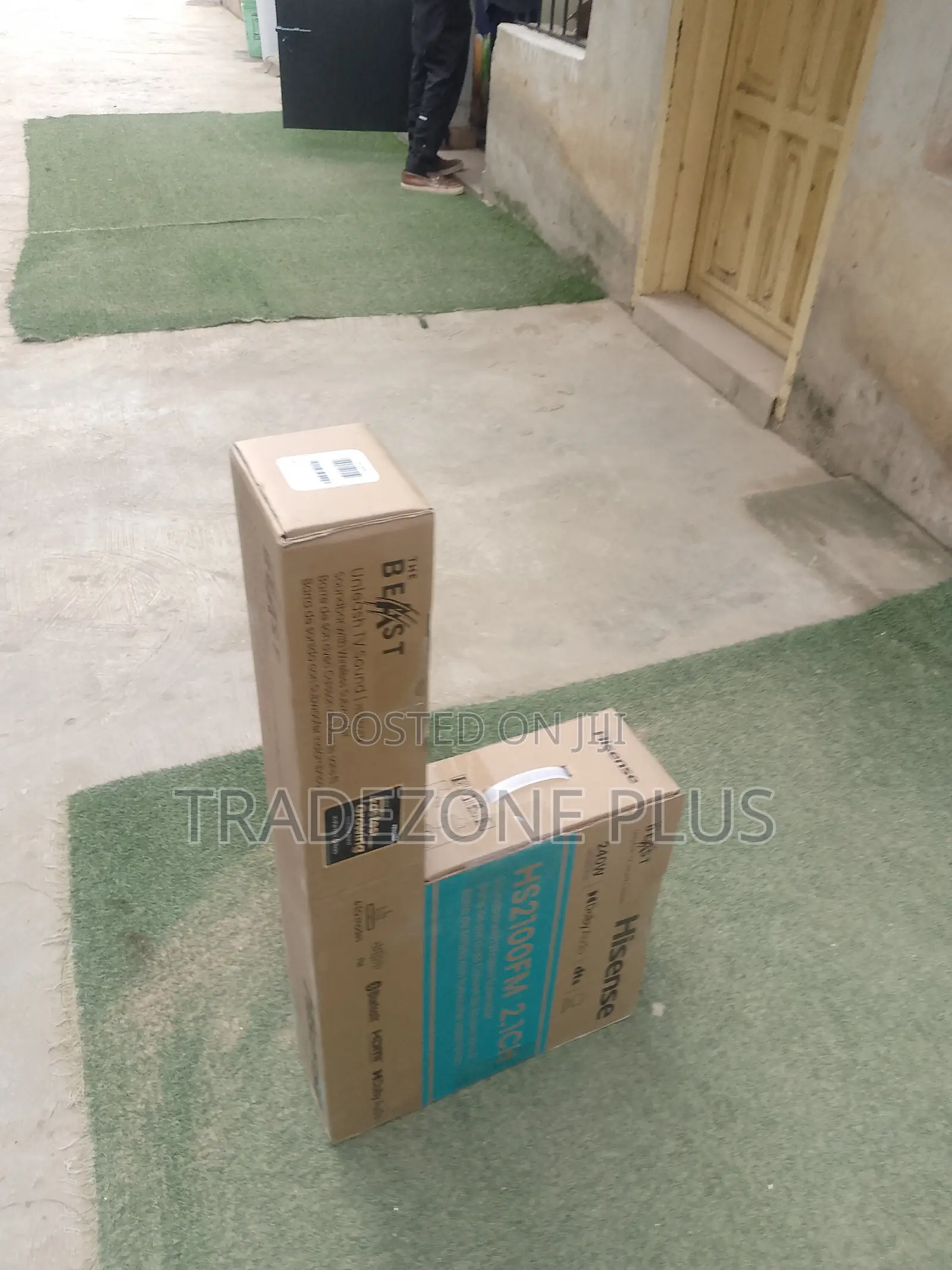 Hisense HS2100FM Wireless Subwoofer Sound System 240 Watts
