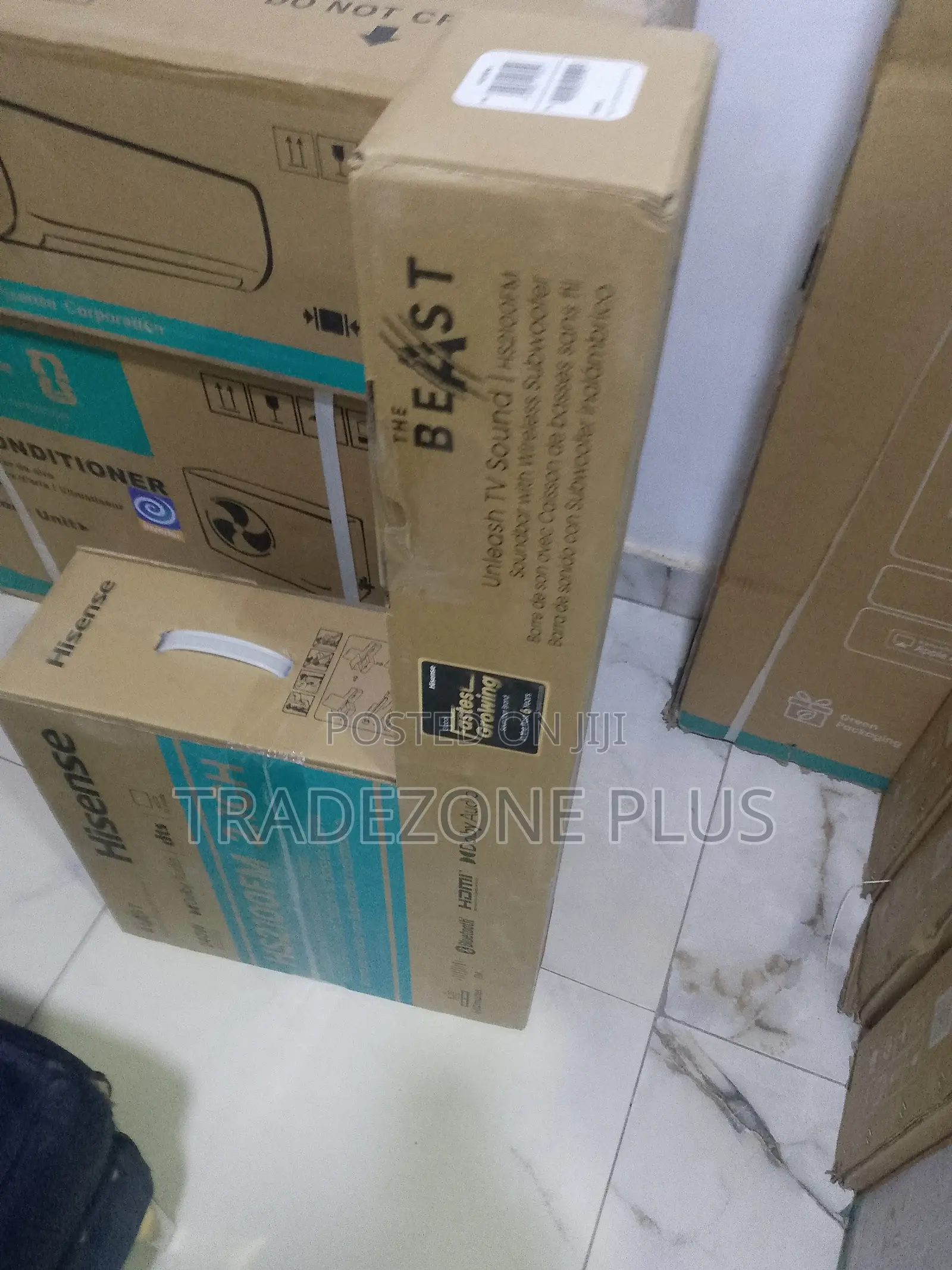 Hisense 240 Watt Home Theater Soundbar and Wireless Bass Speaker