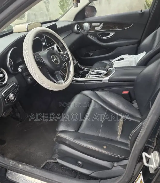 Mercedes-Benz C300 2015 Black