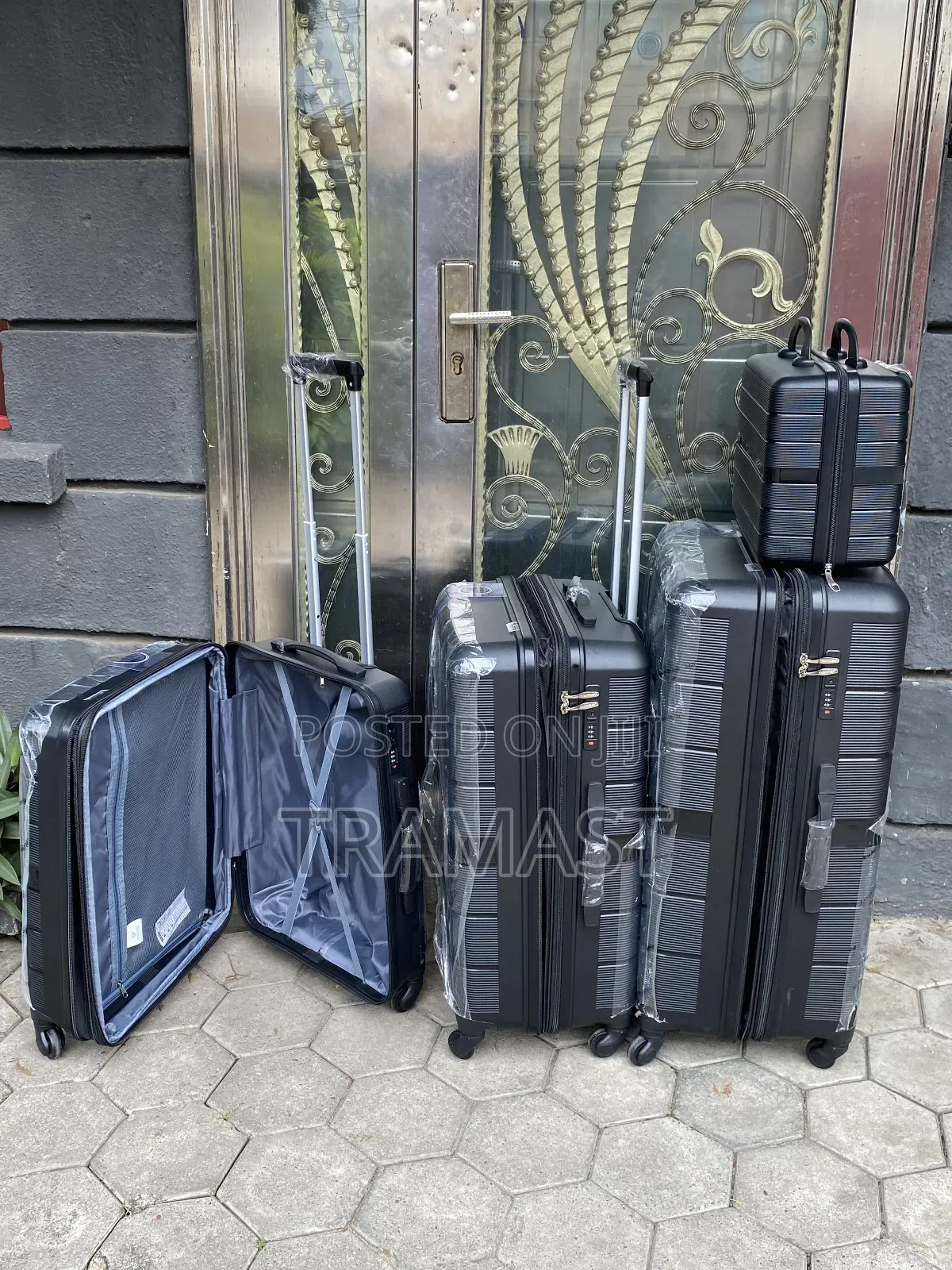 Good Partner 4 Set Black Travel Luggage 28, 24, 20 Inches+ Kit Bag