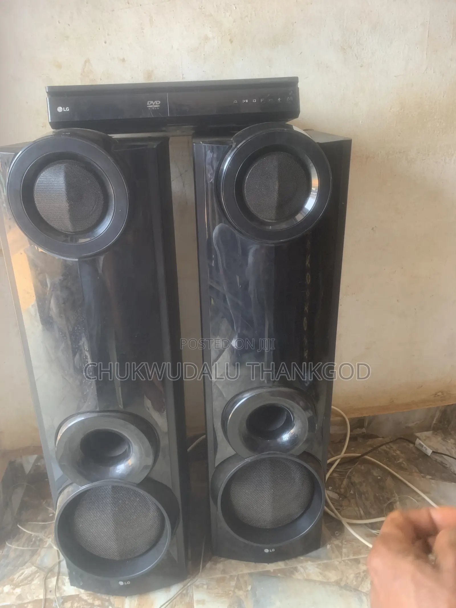 LG 1000W Bodyguard DVD Home Theatre System | AUD-675LHD