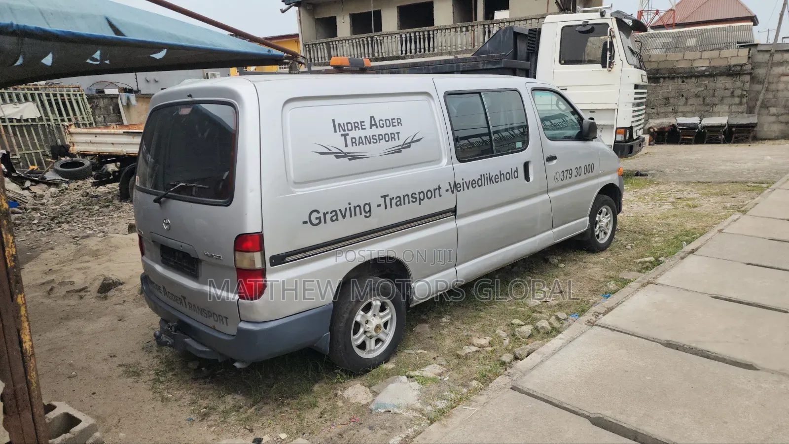 Toyota HiAce 2005 Silver