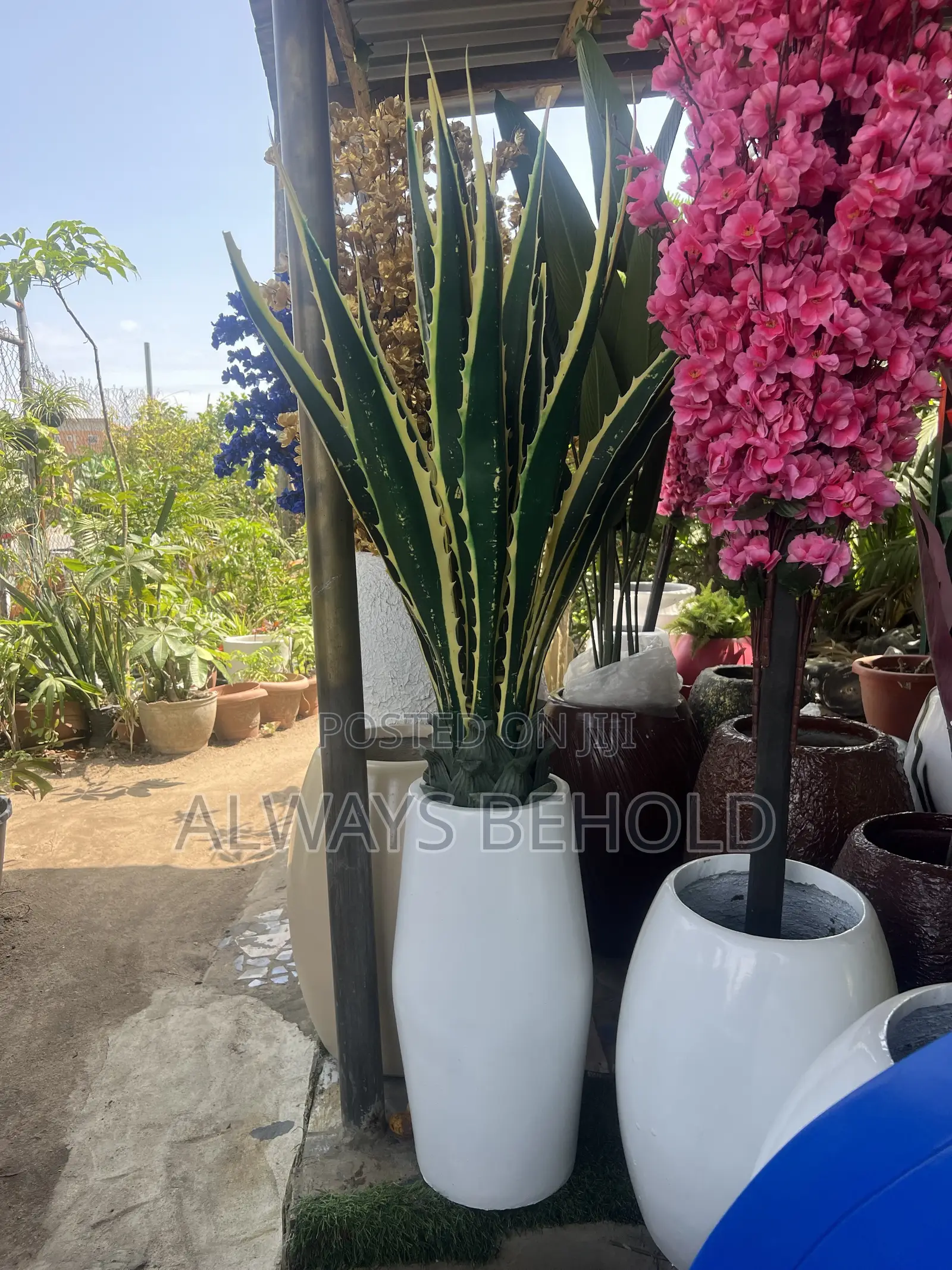 Luxury Artificial Plants & Designer Vases – Elegant Home Decoration