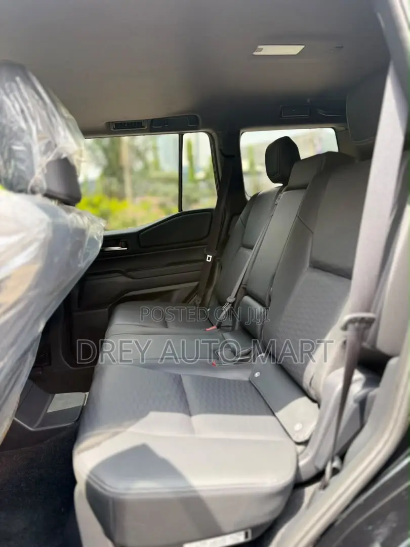 New Toyota Land Cruiser Prado 2026 Black