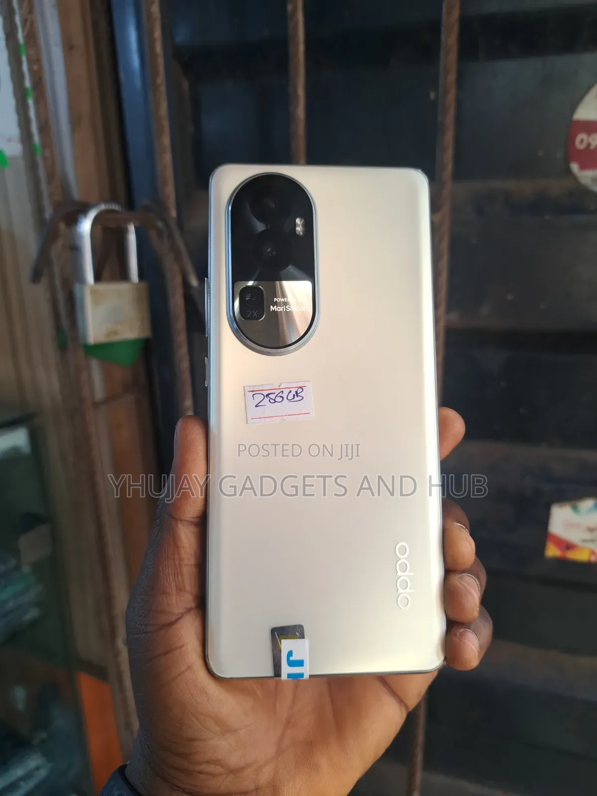 Oppo Reno10 Pro+ 256 GB Yellow