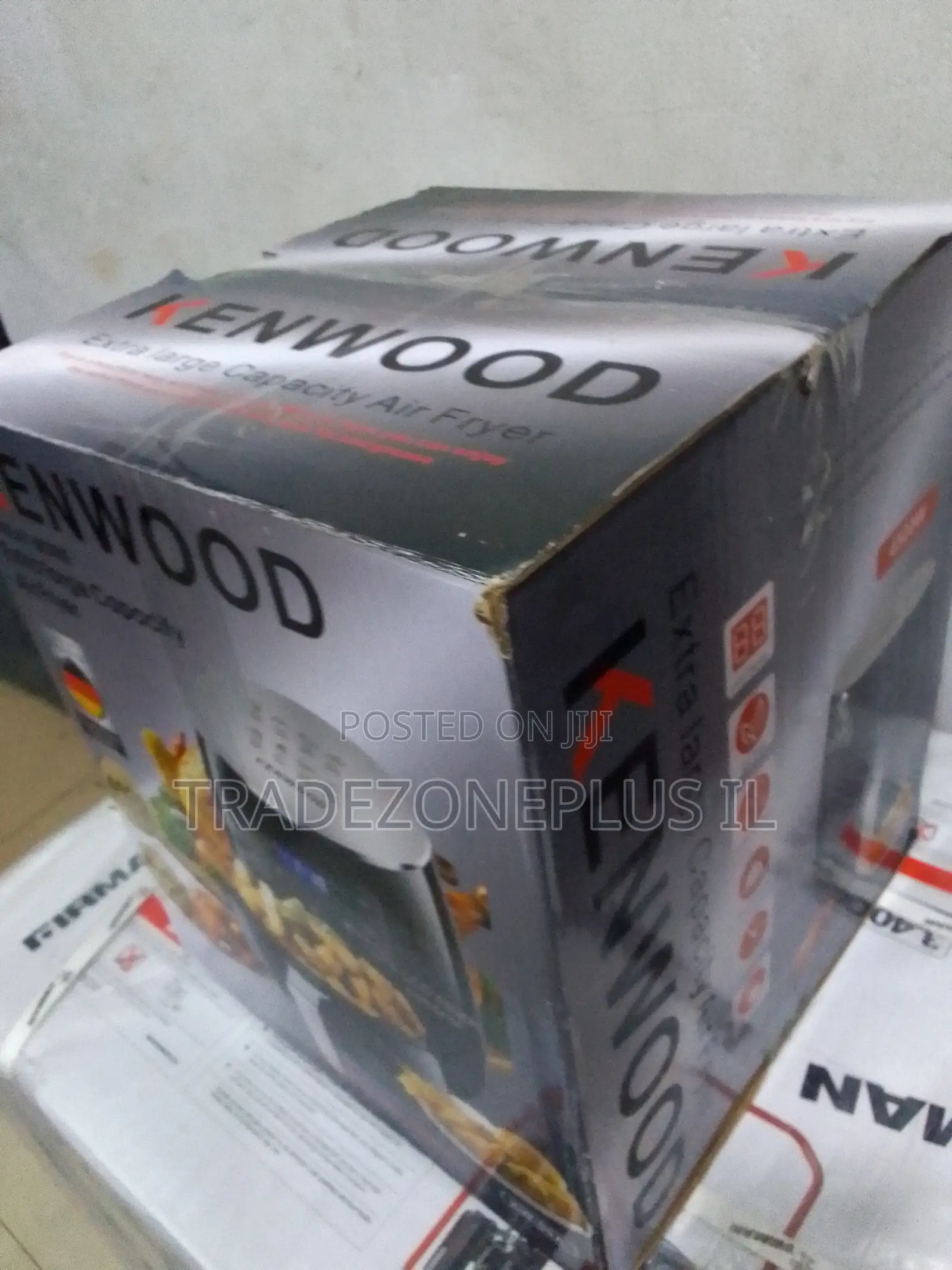 Stunning Kenwood 9.5L 4500W Air Fryer