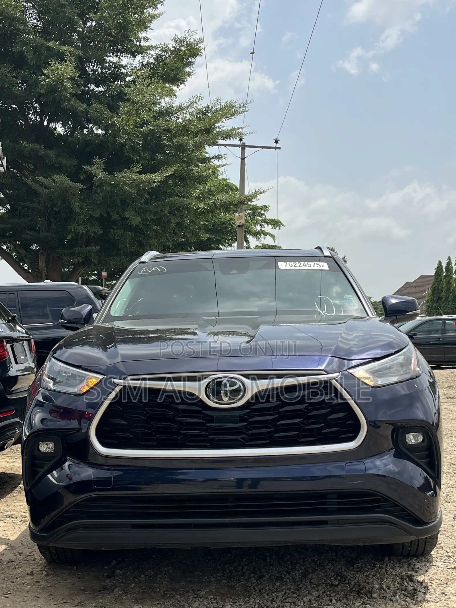 Toyota Highlander XLE AWD 2020 Blue