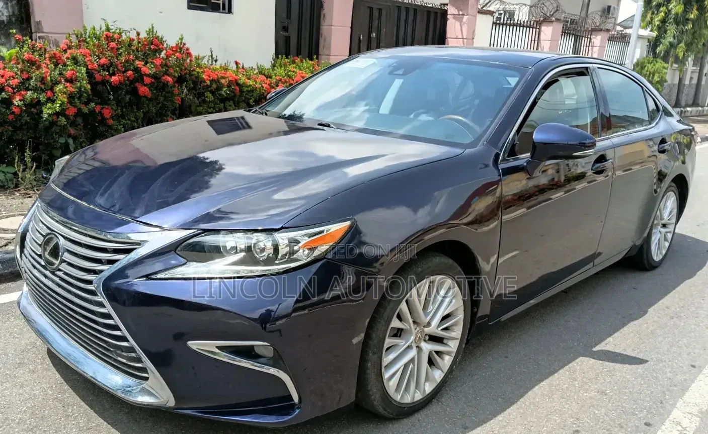 Lexus ES 350 FWD 2018 Blue