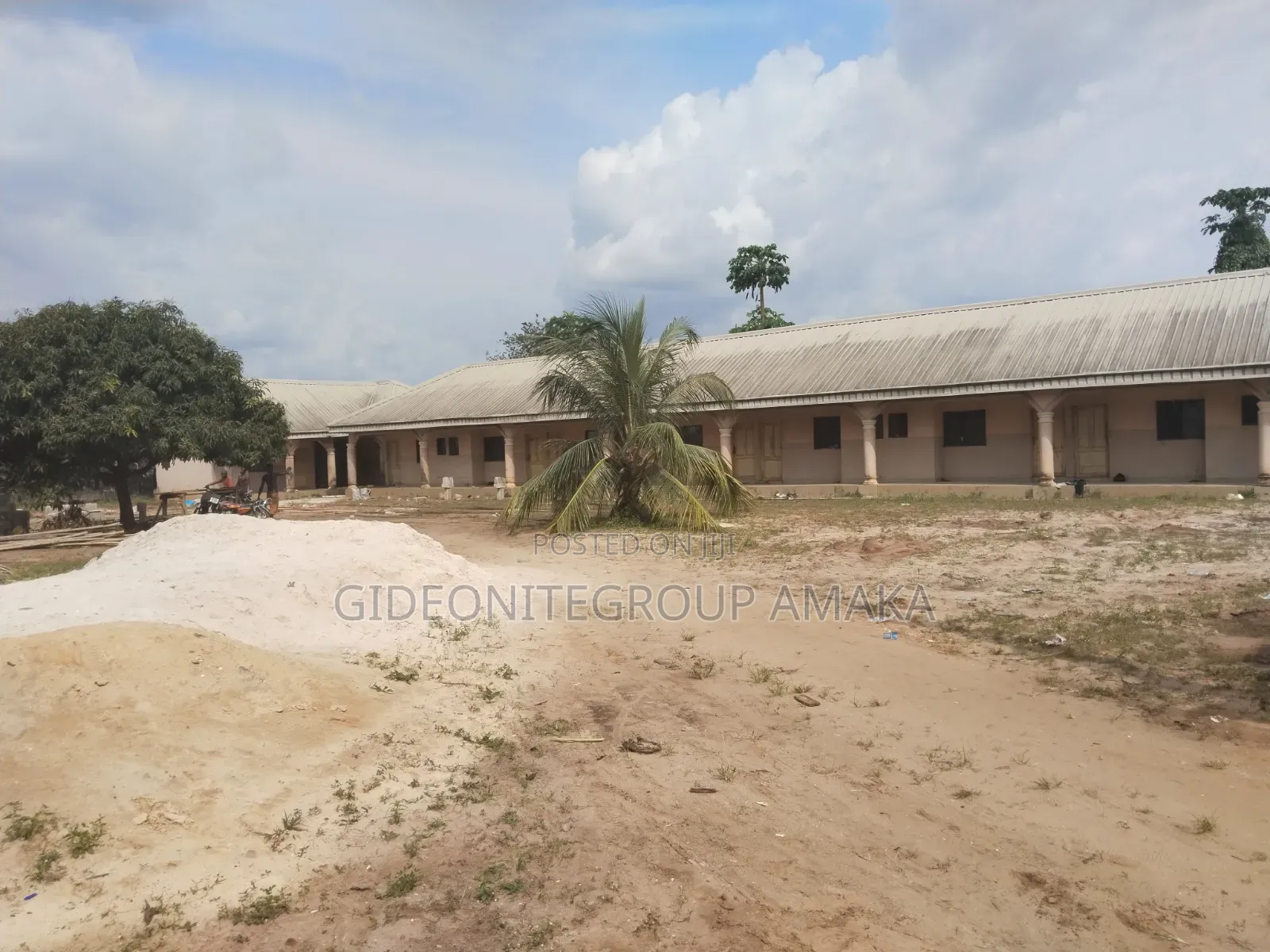 Studio Apartment in Abraka, Ethiope East for sale