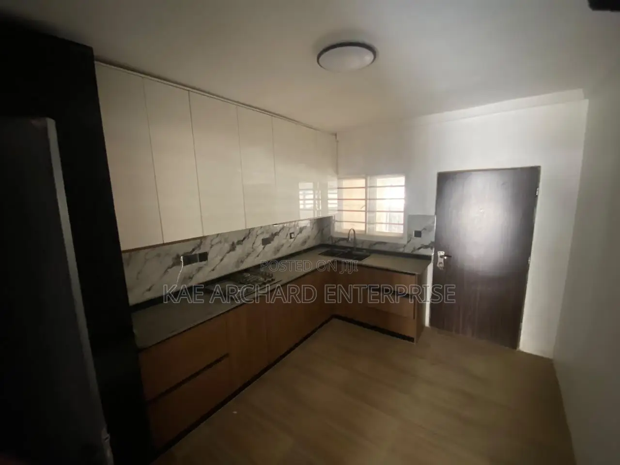 4bdrm Duplex in Life Camp for sale