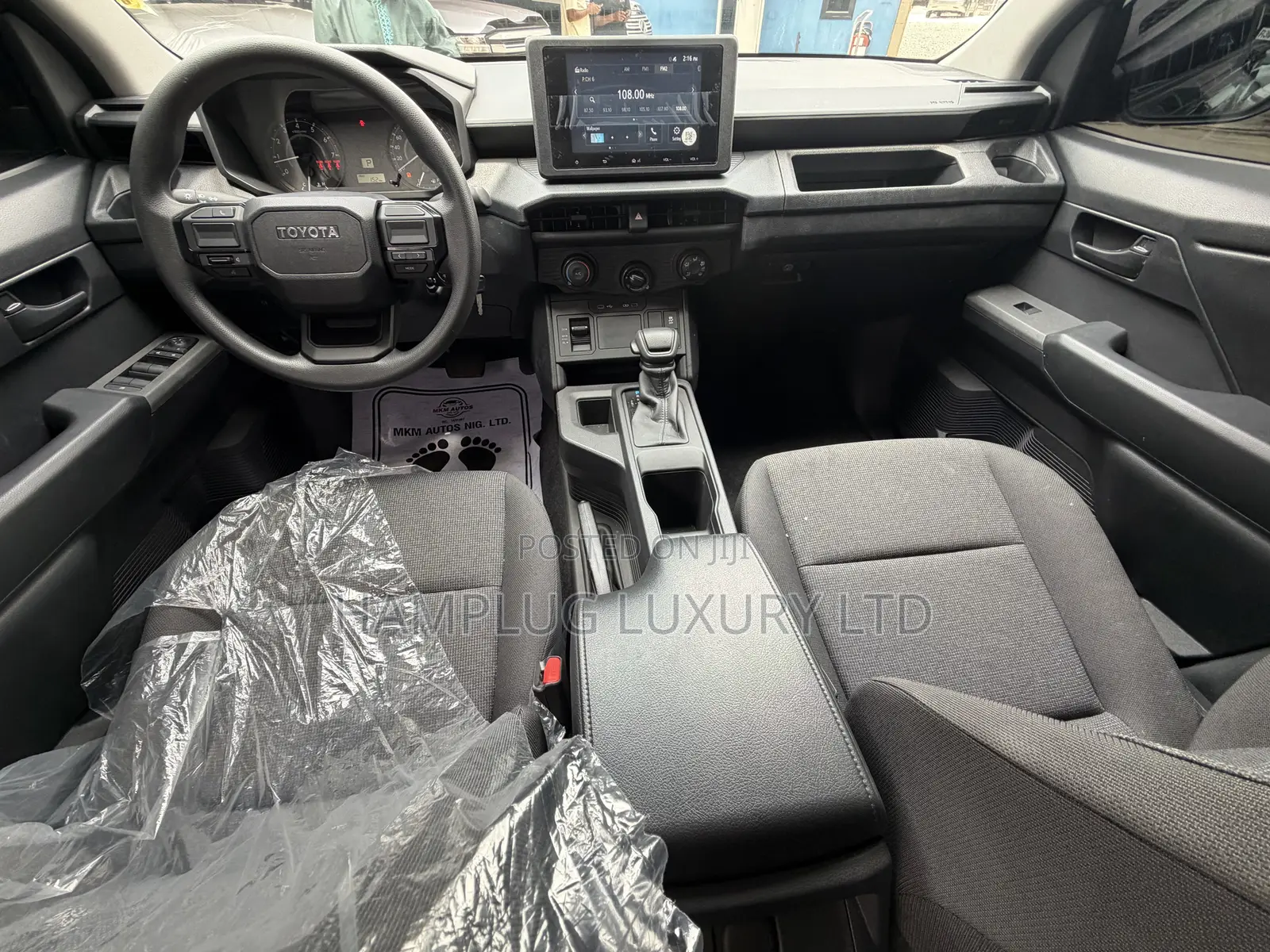 New Toyota Hilux 2026 Black