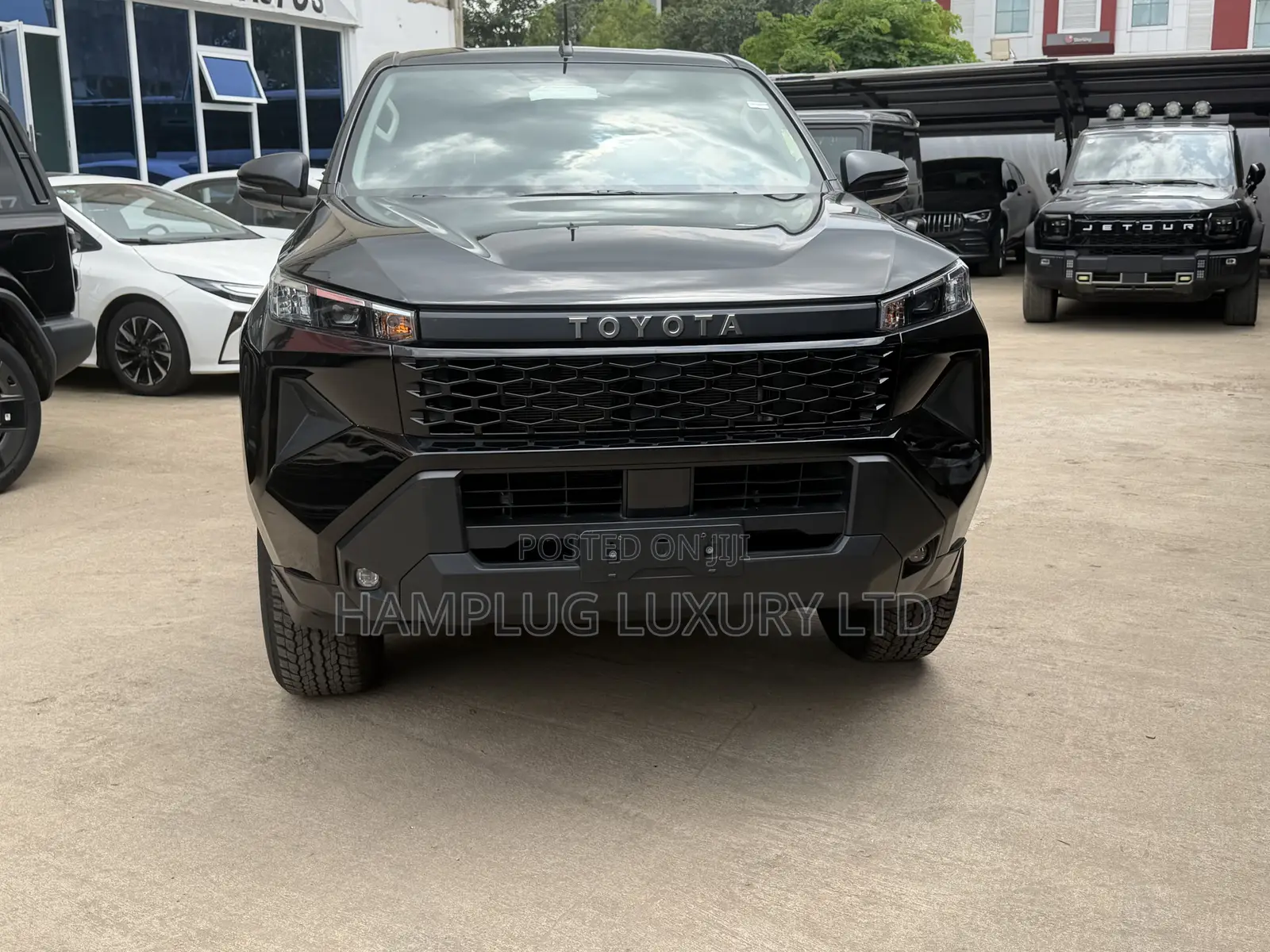New Toyota Hilux 2026 Black