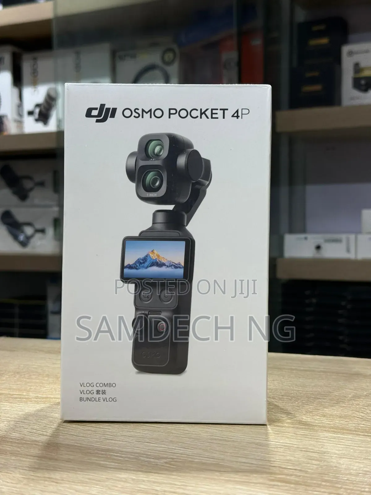DJI Osmo Pocket 4P Vlog Combo