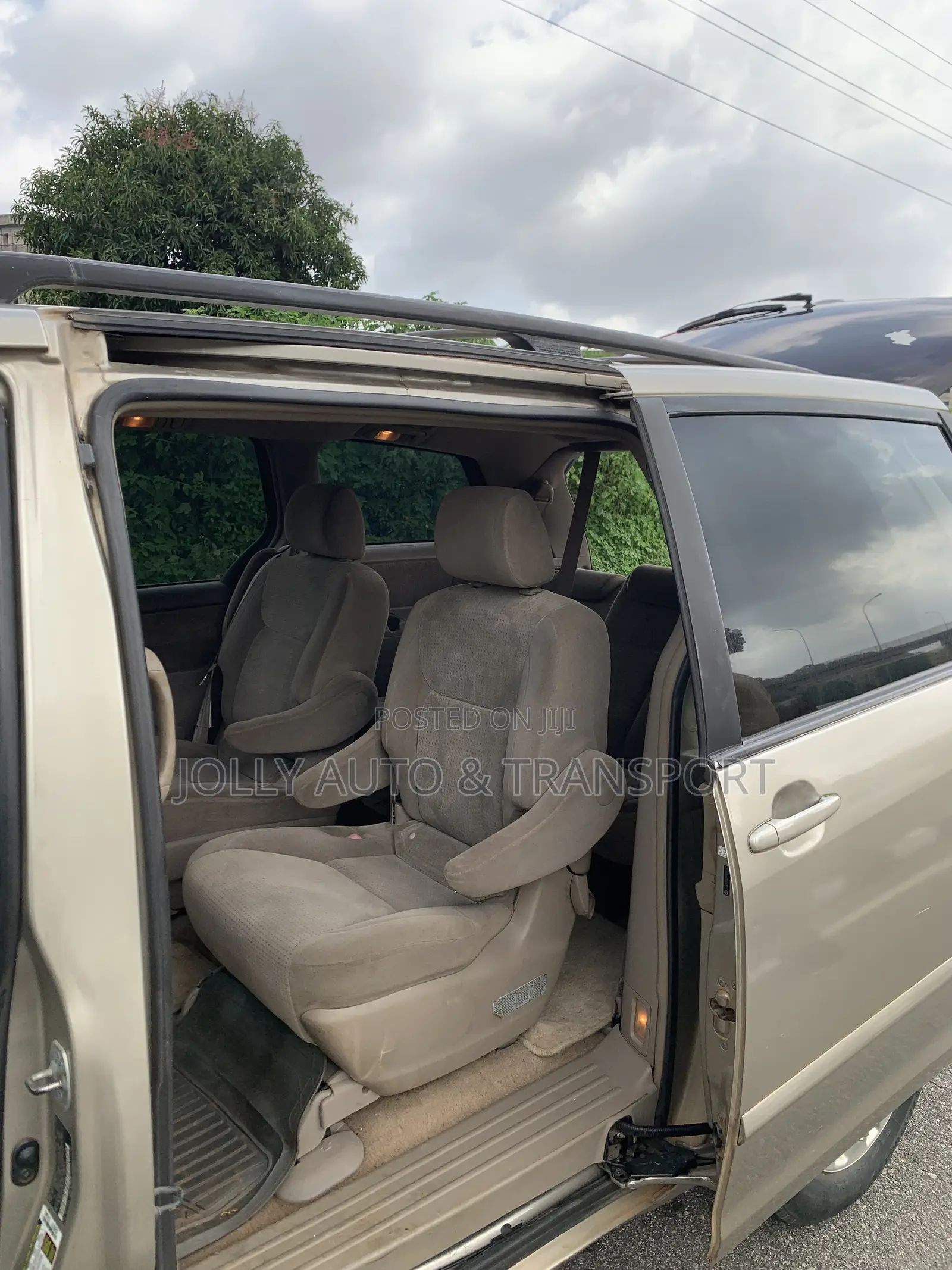Toyota Sienna LE 2008 Gold