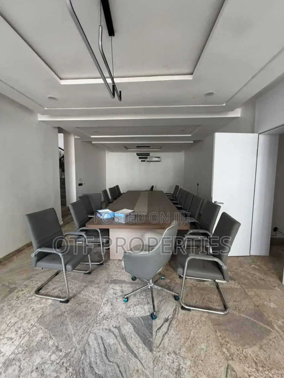 4bdrm Duplex in Wuse 2 for rent