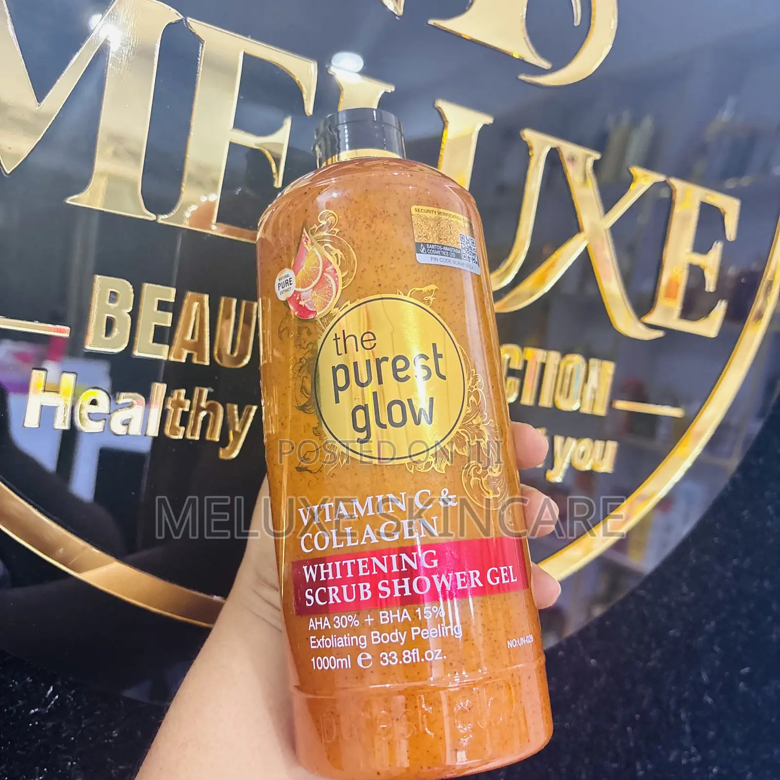 The Purest Glow Vitamin & Collagen Whitening Scrub Shower Gel