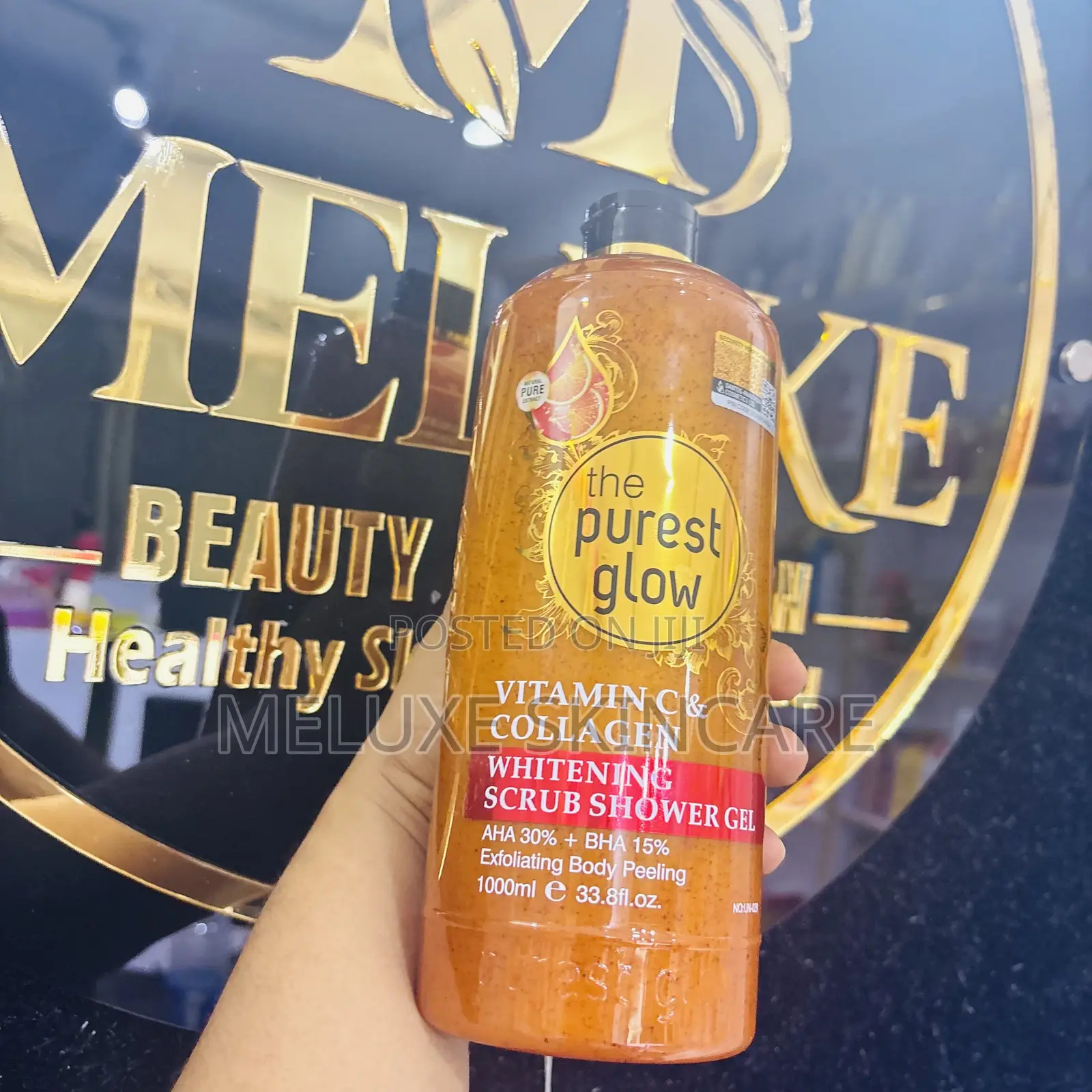 The Purest Glow Vitamin & Collagen Whitening Scrub Shower Gel
