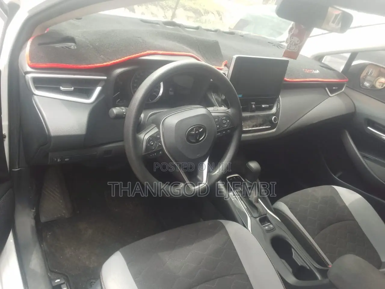 Toyota Corolla LE 2023 White