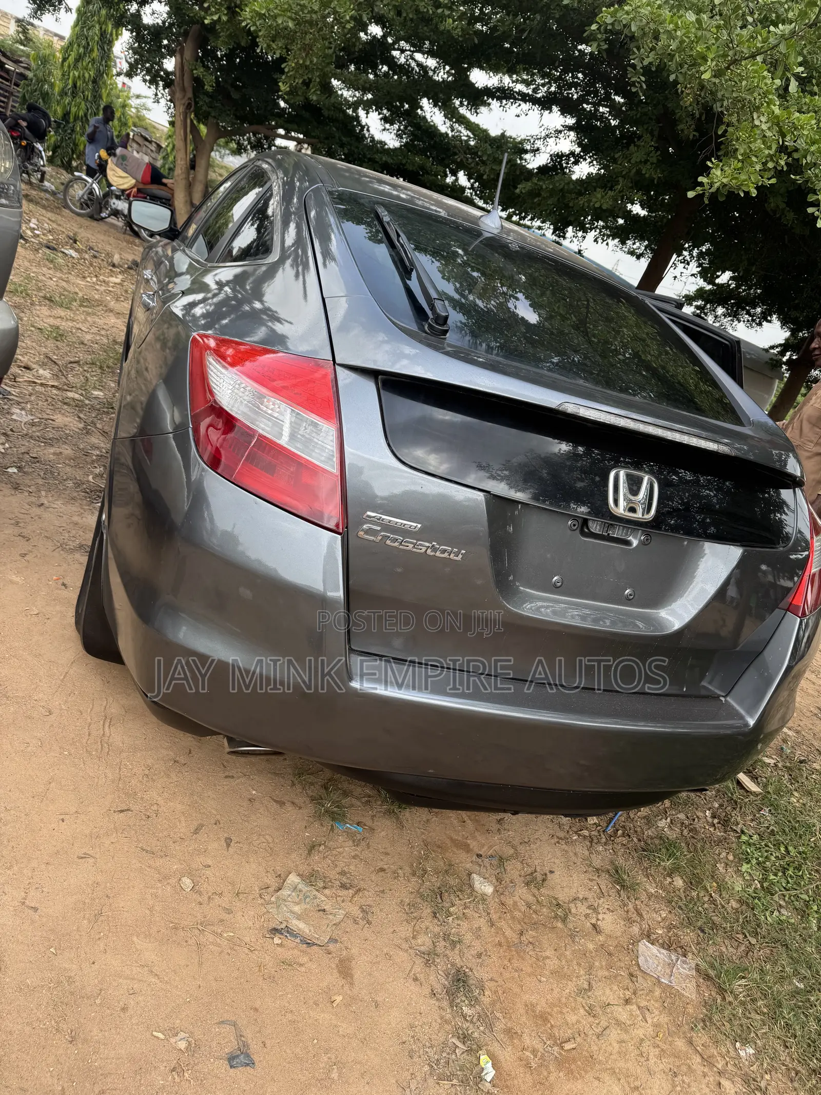 Honda Crosstour 2011 Gray