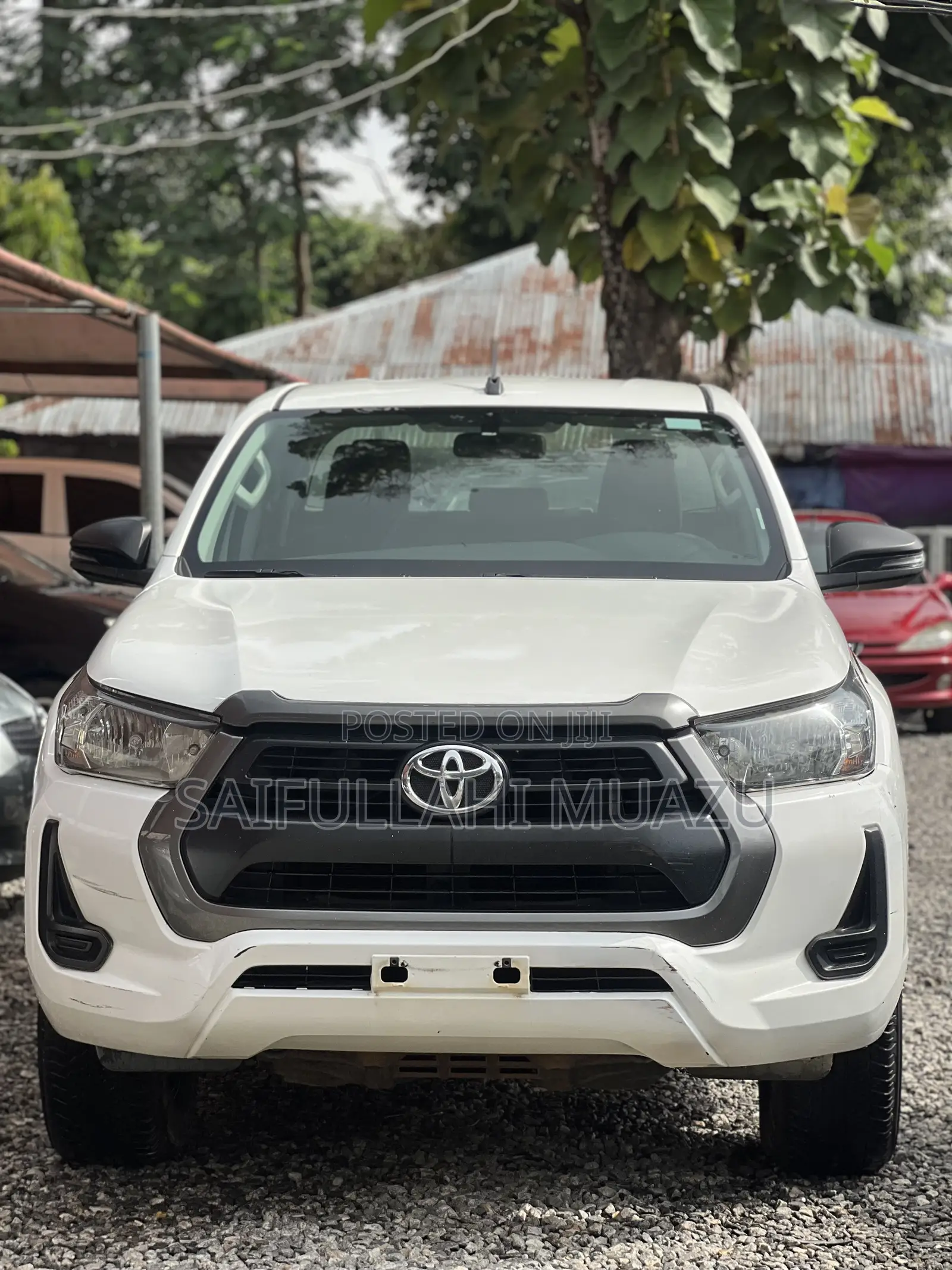 Toyota Hilux 2020 White