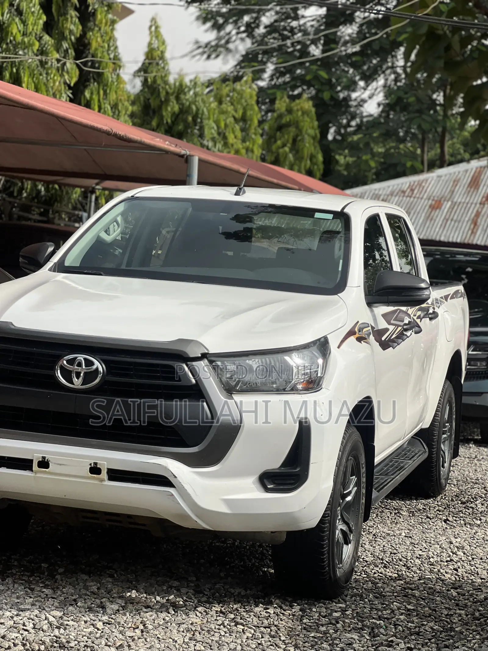 Toyota Hilux 2020 White