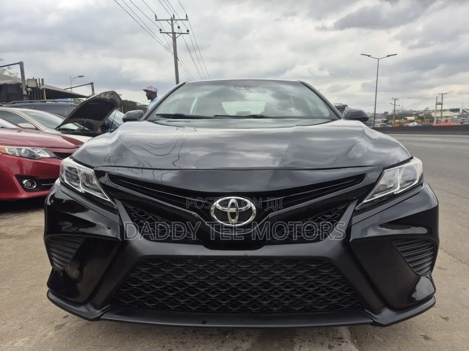 Toyota Camry SE FWD 2020 Black