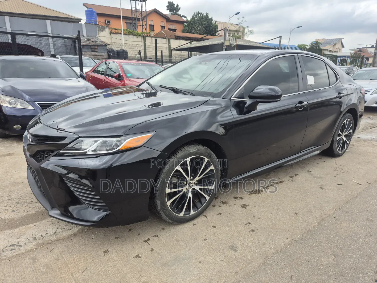 Toyota Camry SE FWD 2020 Black