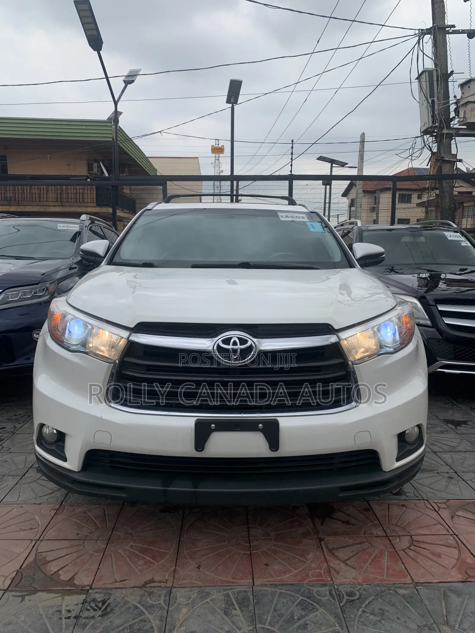Toyota Highlander Limited 4dr SUV AWD (3.5L 6cyl 6A) 2015 White