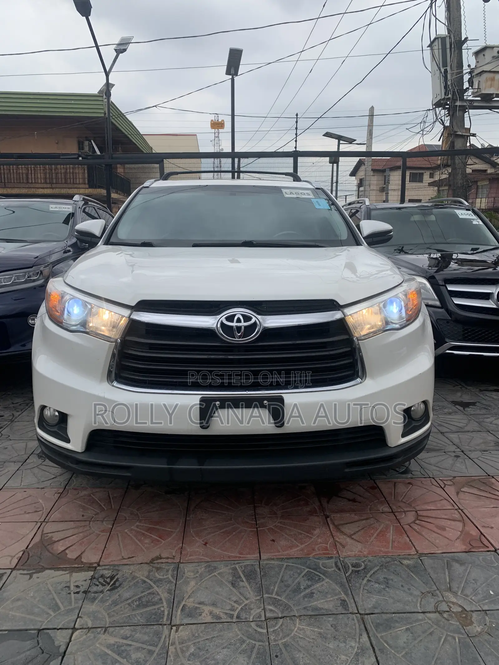 Toyota Highlander Limited 4dr SUV AWD (3.5L 6cyl 6A) 2015 White