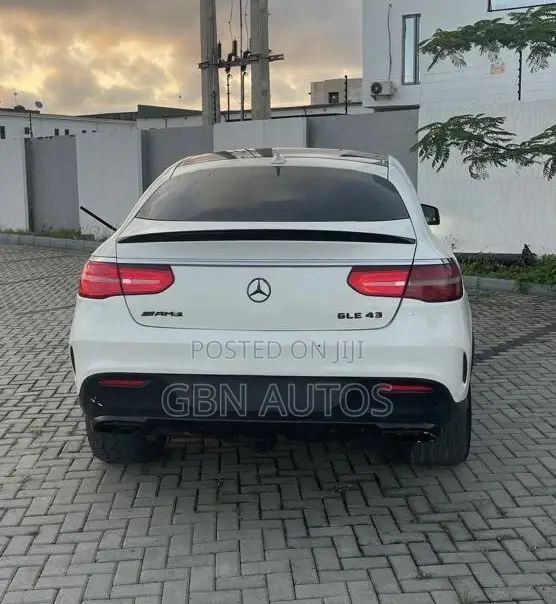 Mercedes-Benz GLE-Class AMG GLE 43 4MATIC 2017 White