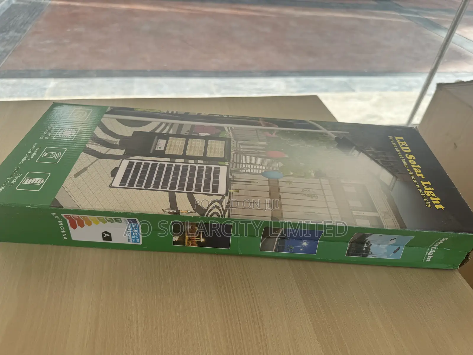 Waterproof Solar Sensor Street Light With Remote