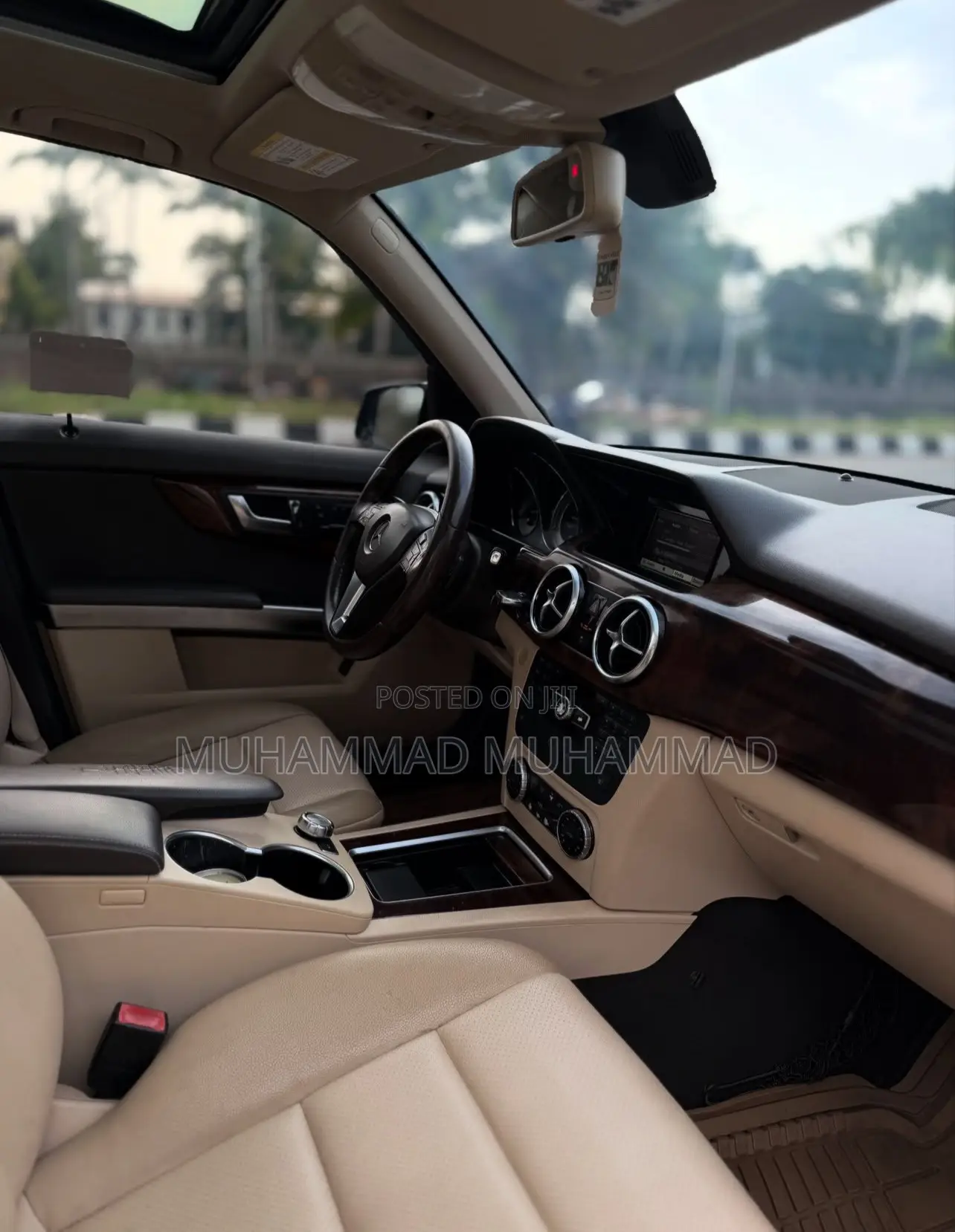 Mercedes-Benz GLK-Class Base GLK 350 4dr AWD 4MATIC (3.5L 6cyl 7A) 2015