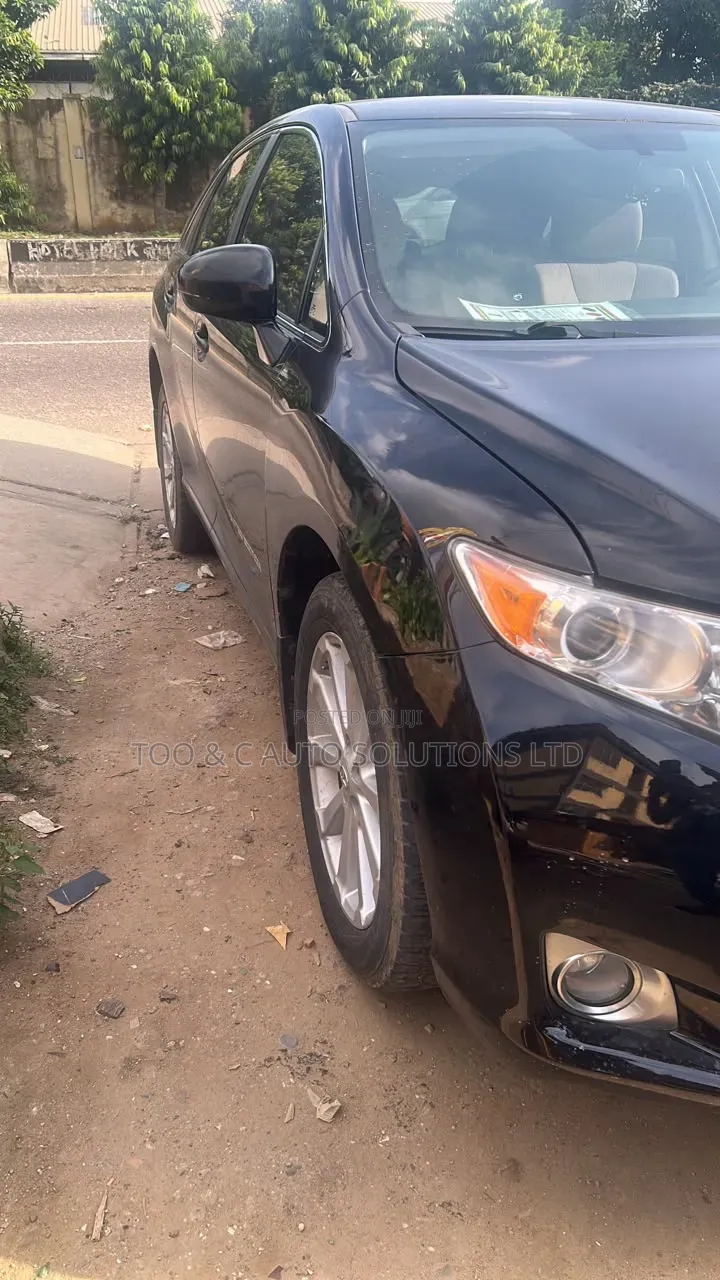 Toyota Venza Limited 2011 Black