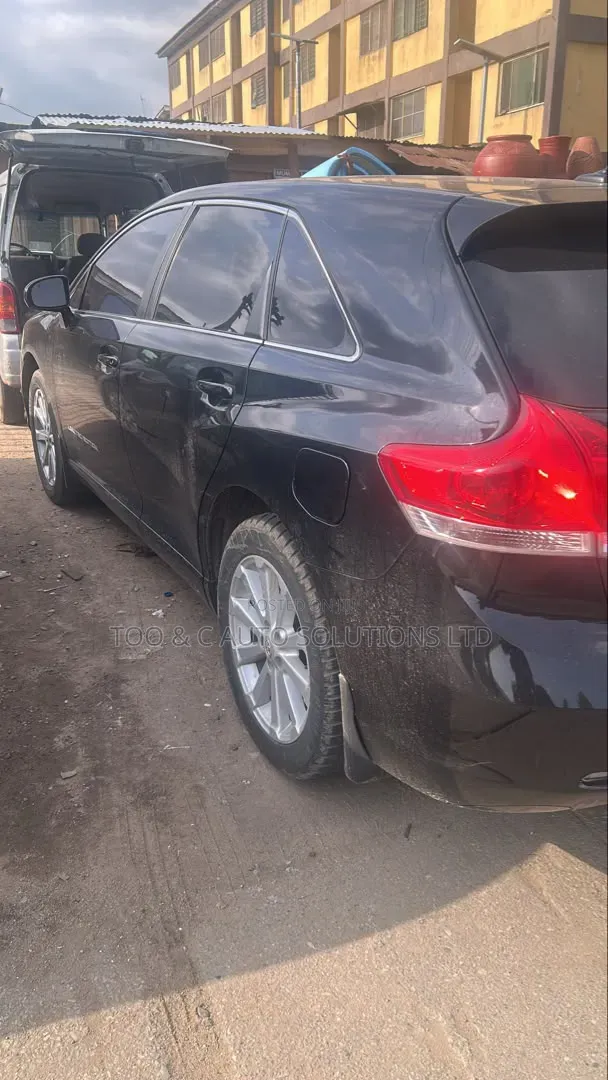 Toyota Venza Limited 2011 Black