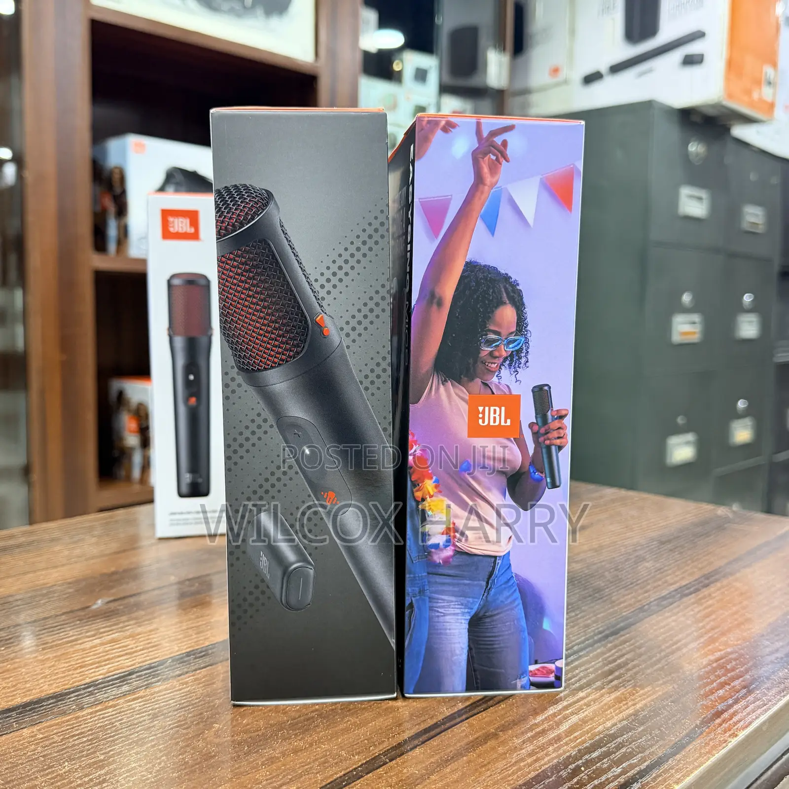 JBL Easy Sing Mics AI-powered Wireless Party Box Microphones