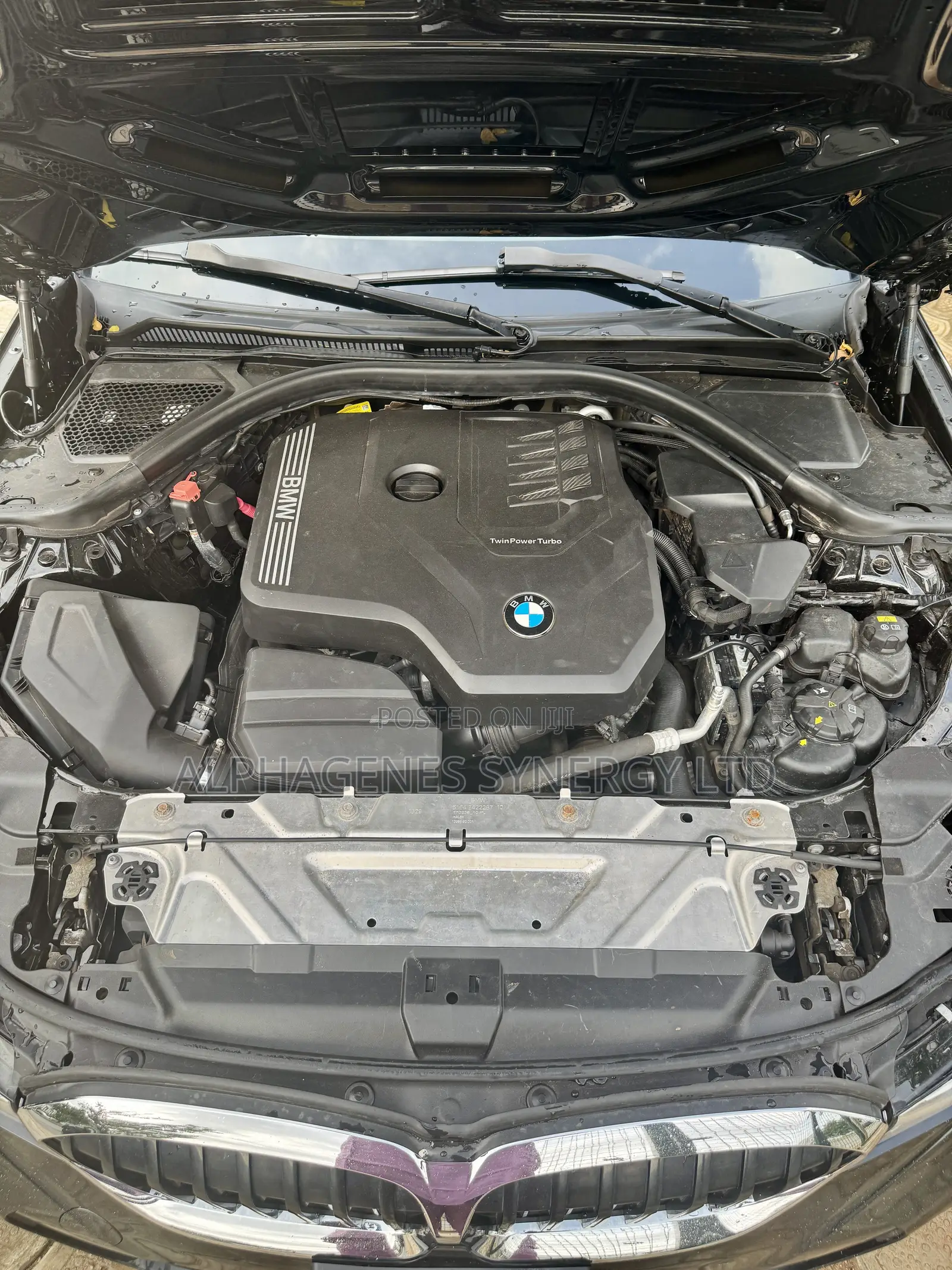 BMW 330i 2019 Black