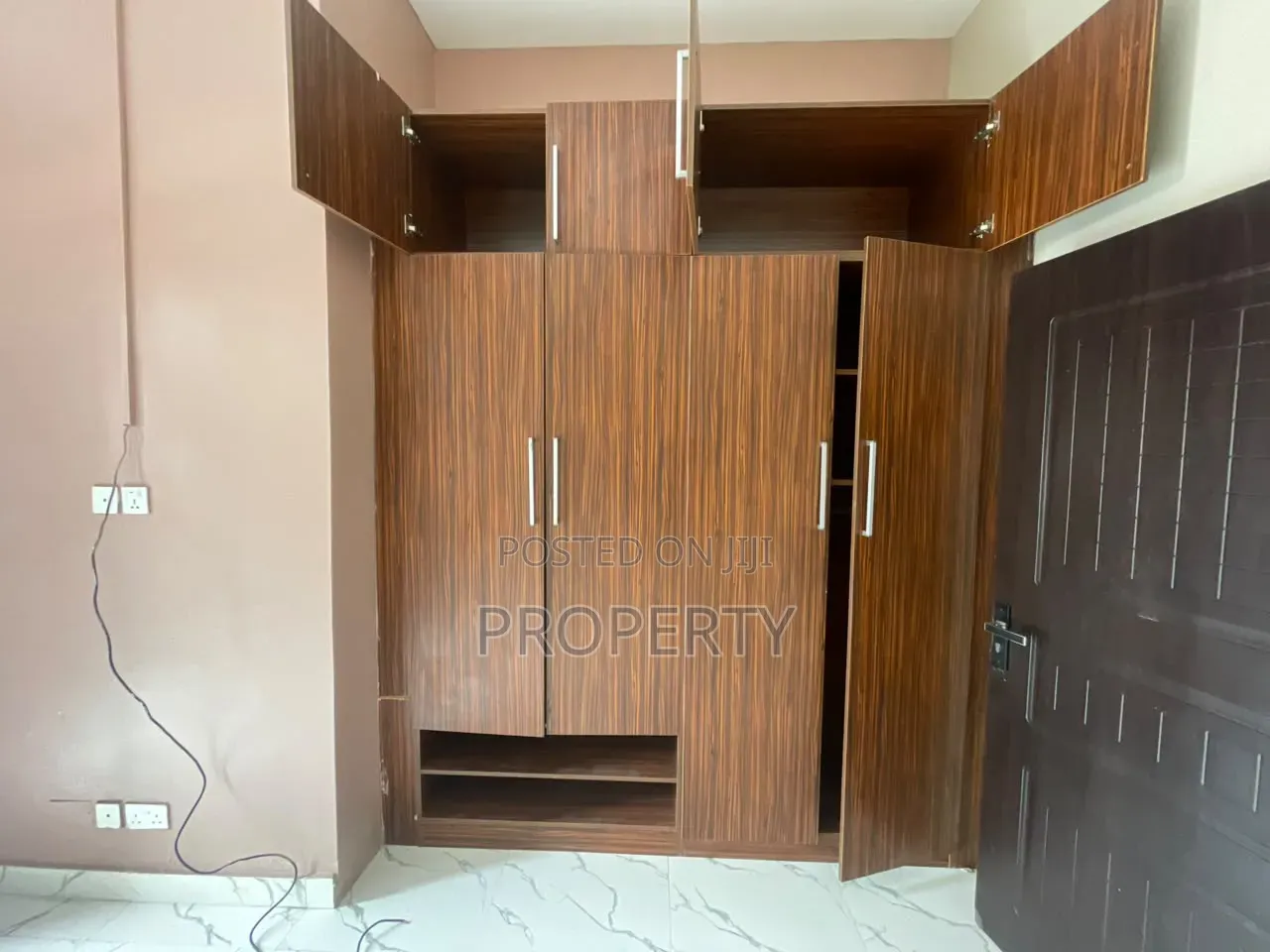 4bdrm Duplex in Ikate for rent
