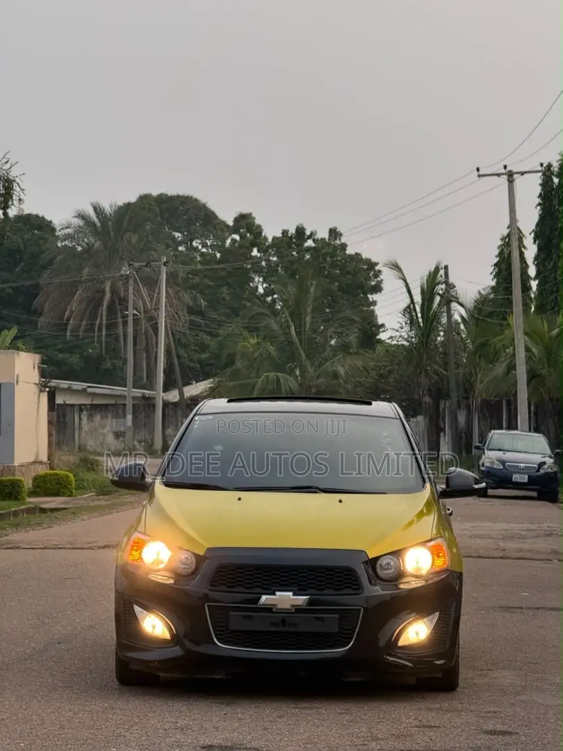 Chevrolet Cruze 2014 Yellow