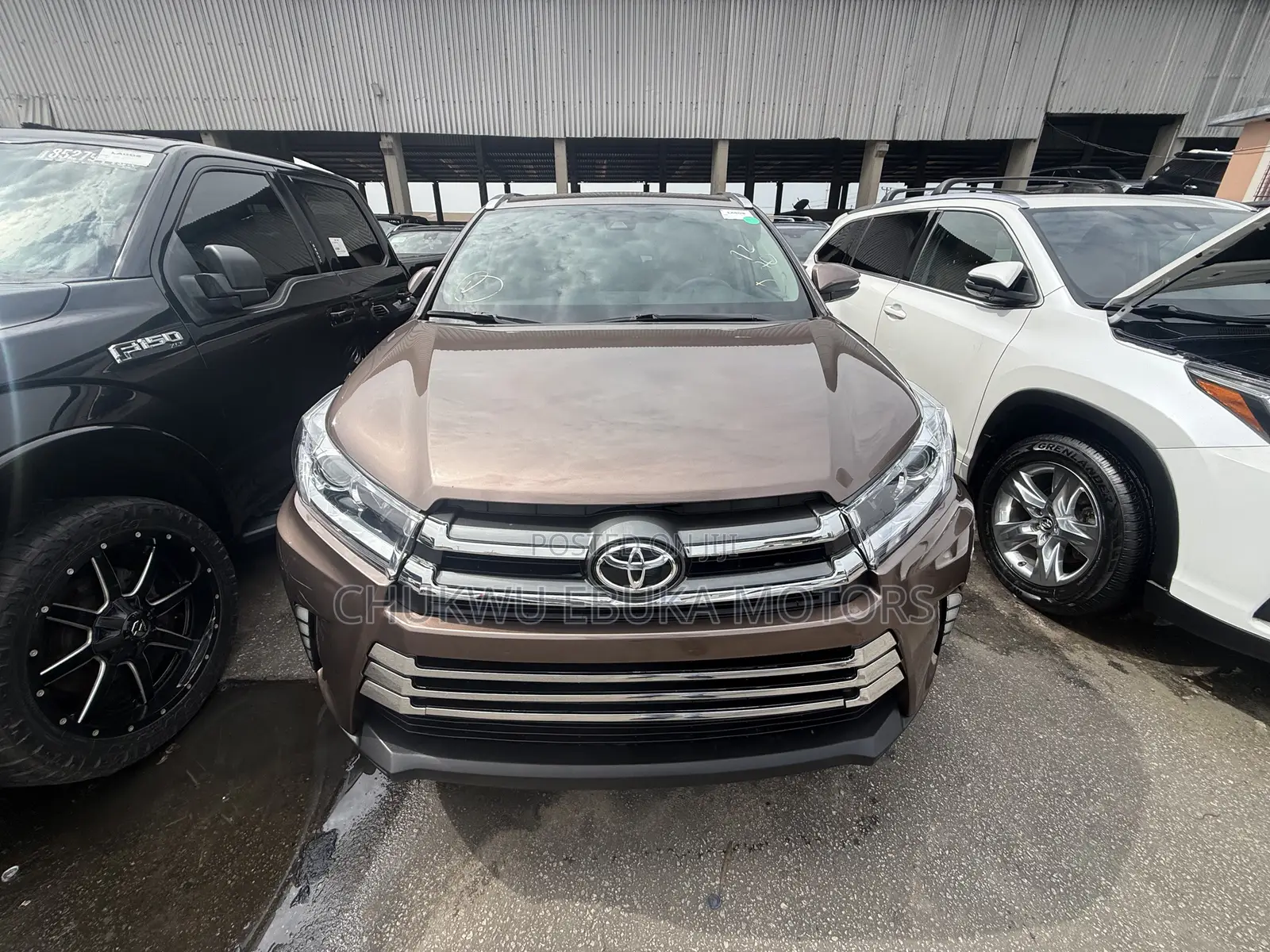 Toyota Highlander Limited Platinum 4x2 V6 (3.5L 6cyl 8A) 2018 Brown