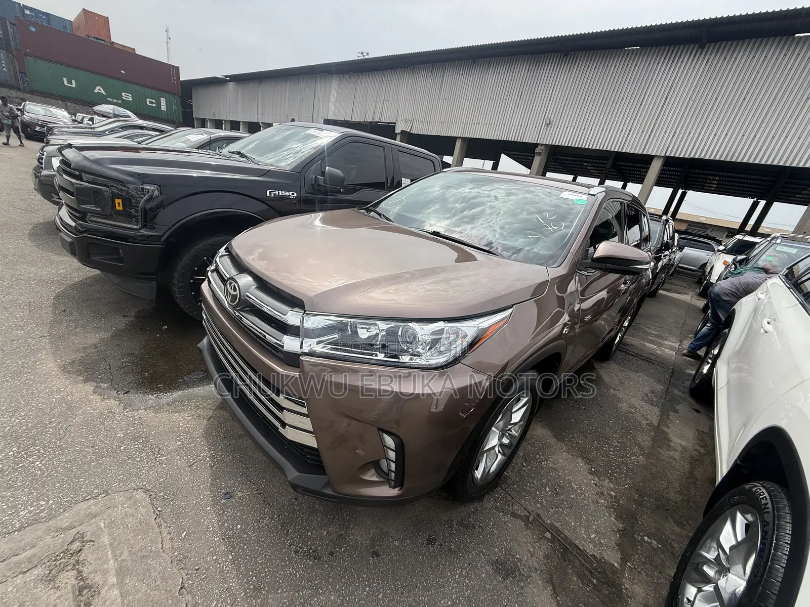 Toyota Highlander Limited Platinum 4x2 V6 (3.5L 6cyl 8A) 2018 Brown