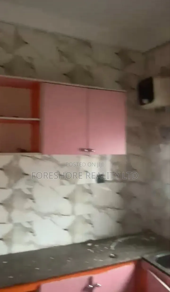 2bdrm Apartment in Makoko for rent