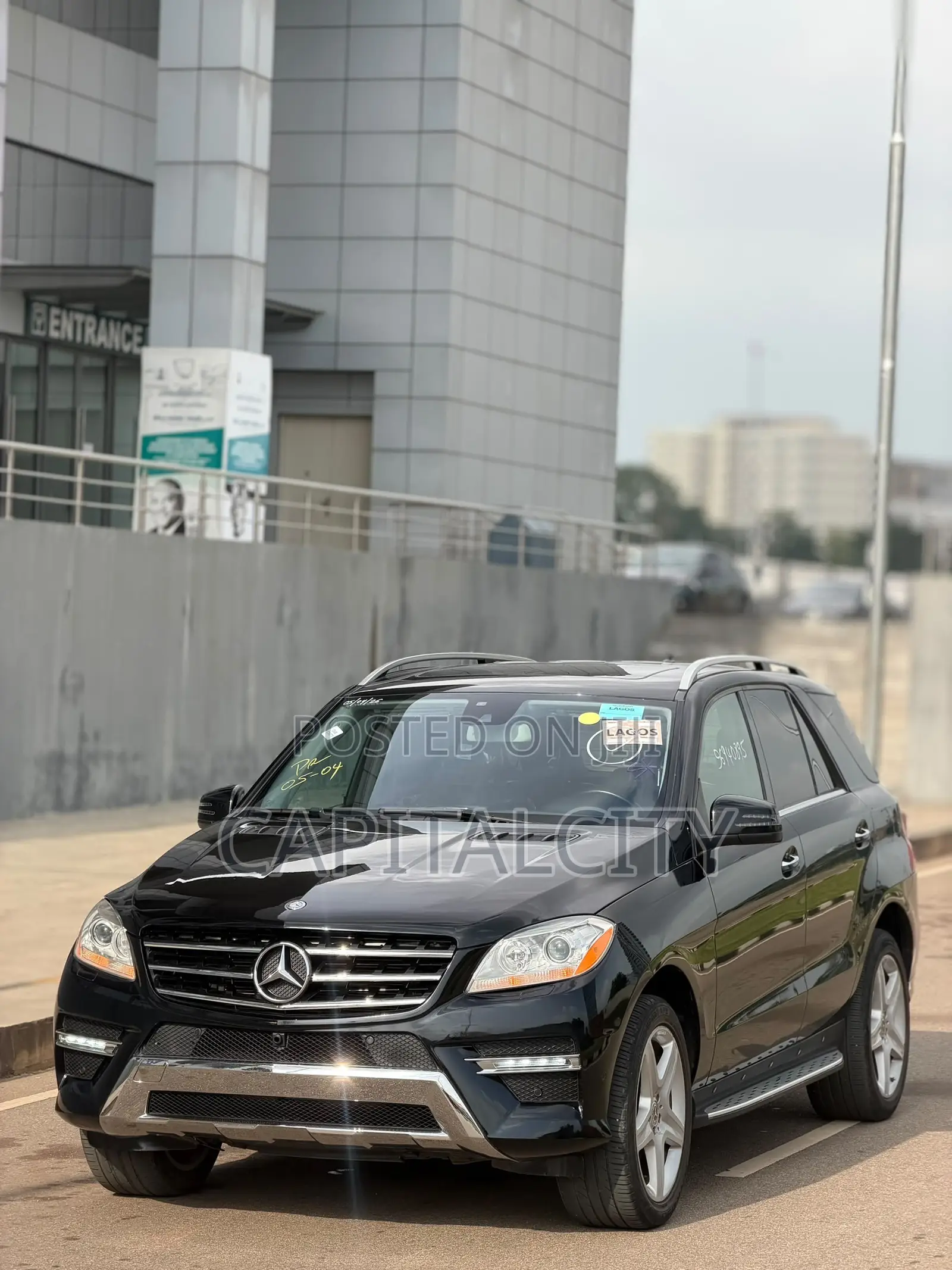 Mercedes-Benz M Class ML350 4dr SUV (3.5L 6cyl 7A) 2015 Black