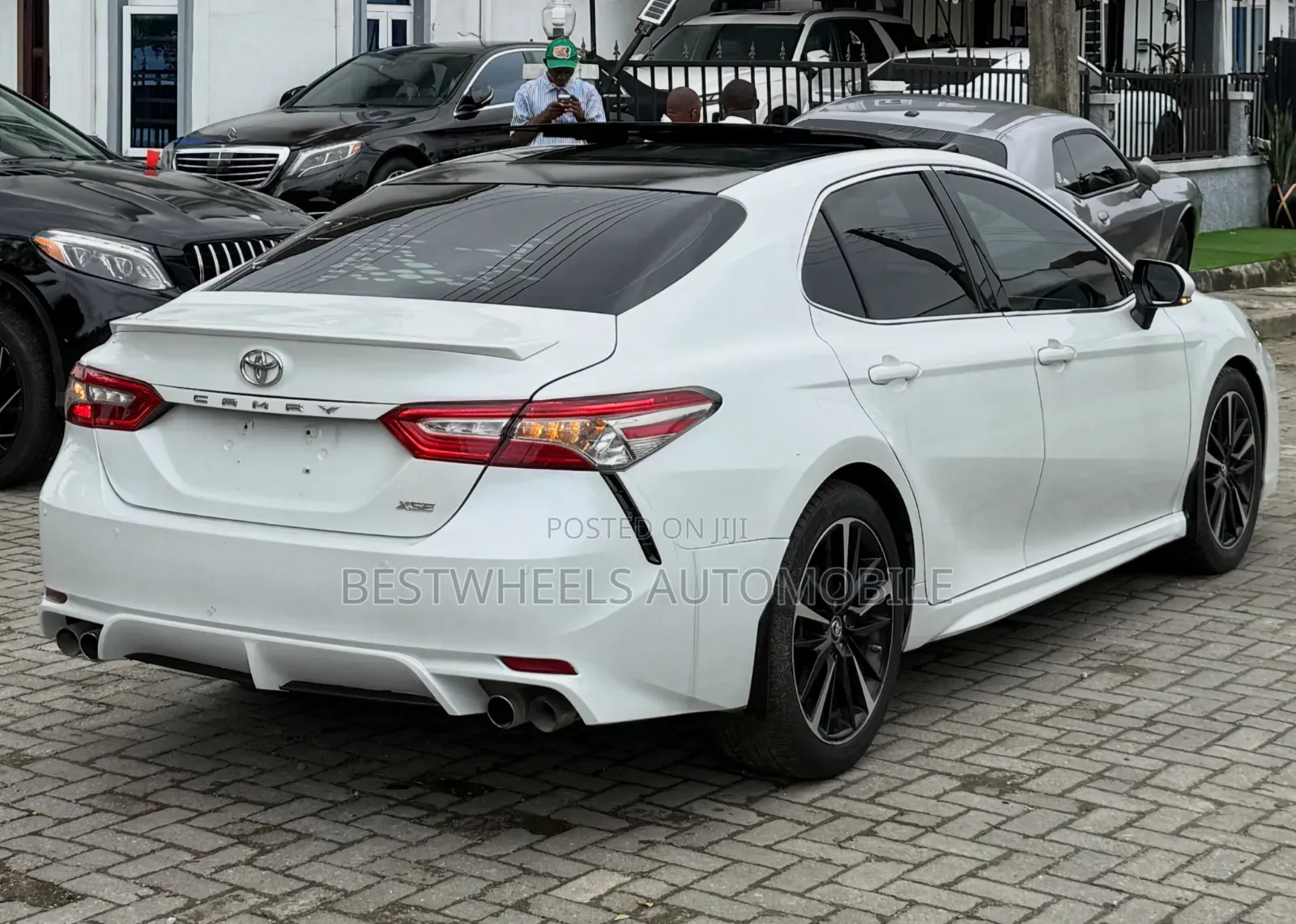 Toyota Camry XSE V6 FWD (3.5L 6cyl 8AM) 2018 White