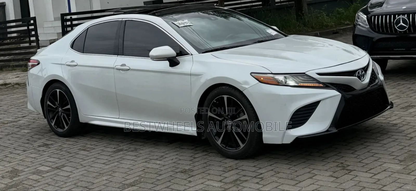 Toyota Camry XSE V6 FWD (3.5L 6cyl 8AM) 2018 White