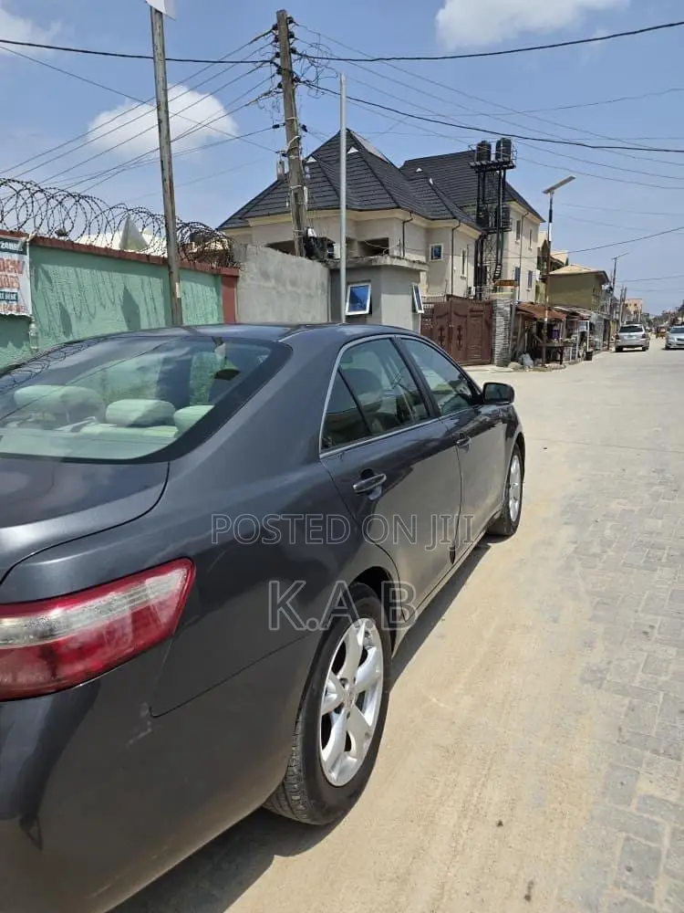 Toyota Camry 2007 Gray