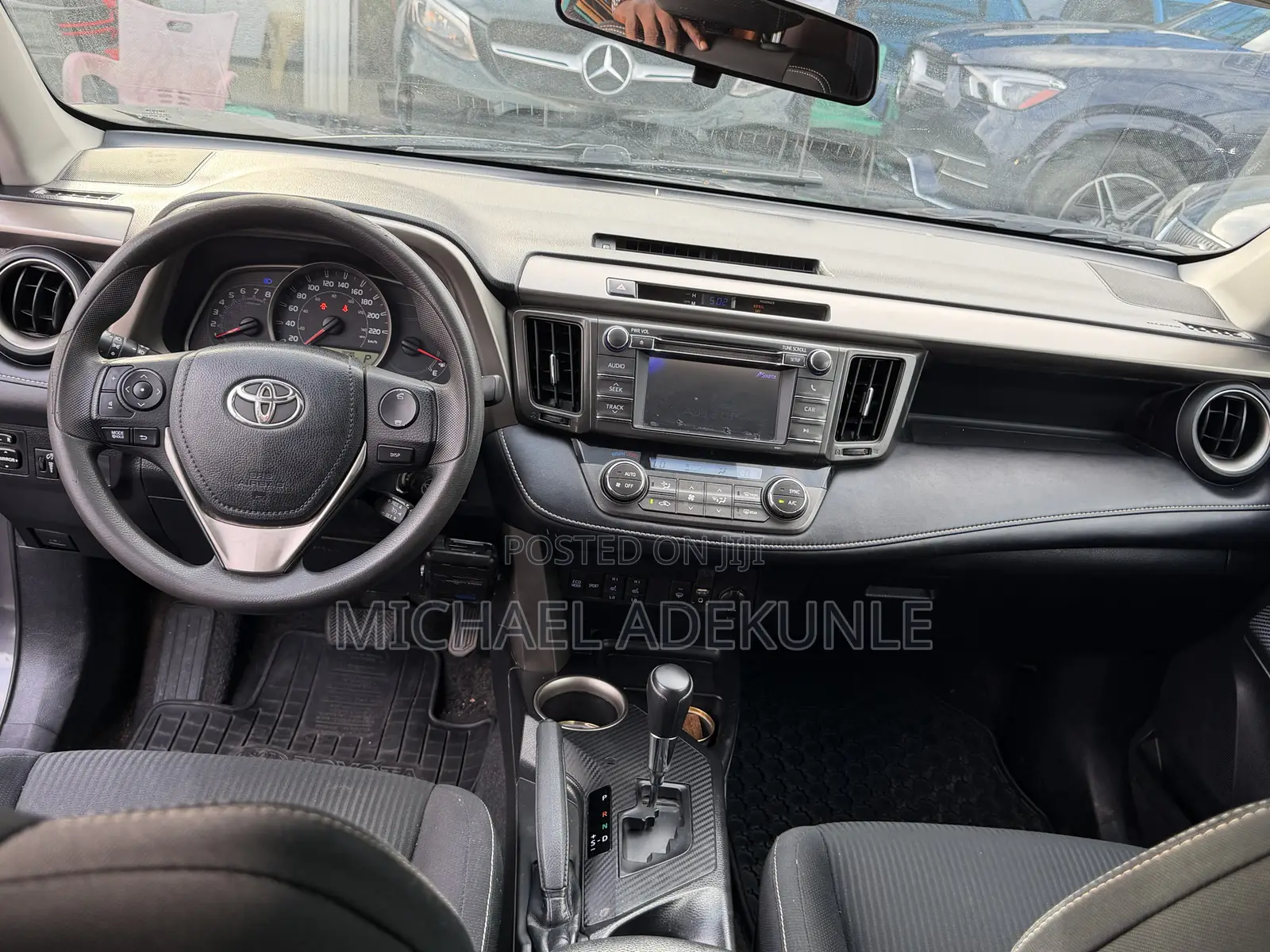 Toyota RAV4 XLE 4dr SUV AWD (2.5L 4cyl 6A) 2014 Gray