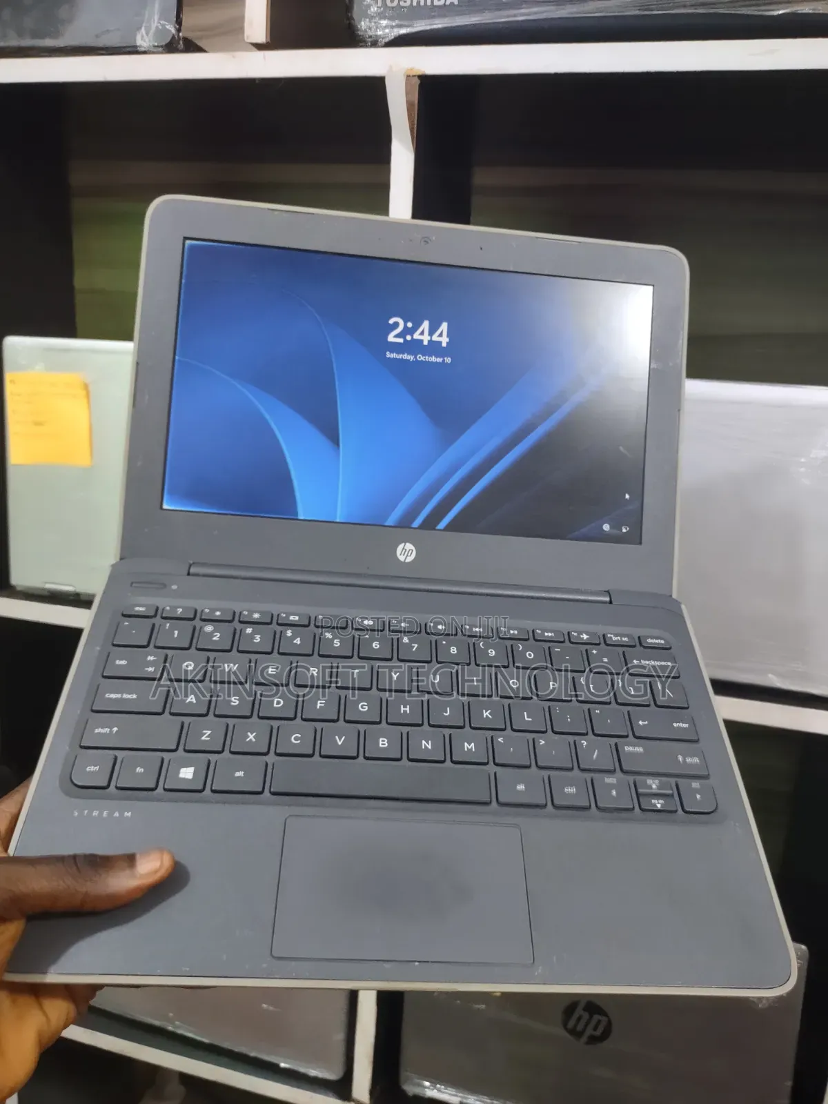 Laptop HP Stream 11 Pro G4 EE 4GB Intel SSD 60GB