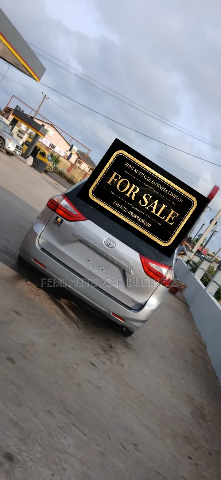 Toyota Sienna 2018 Gray