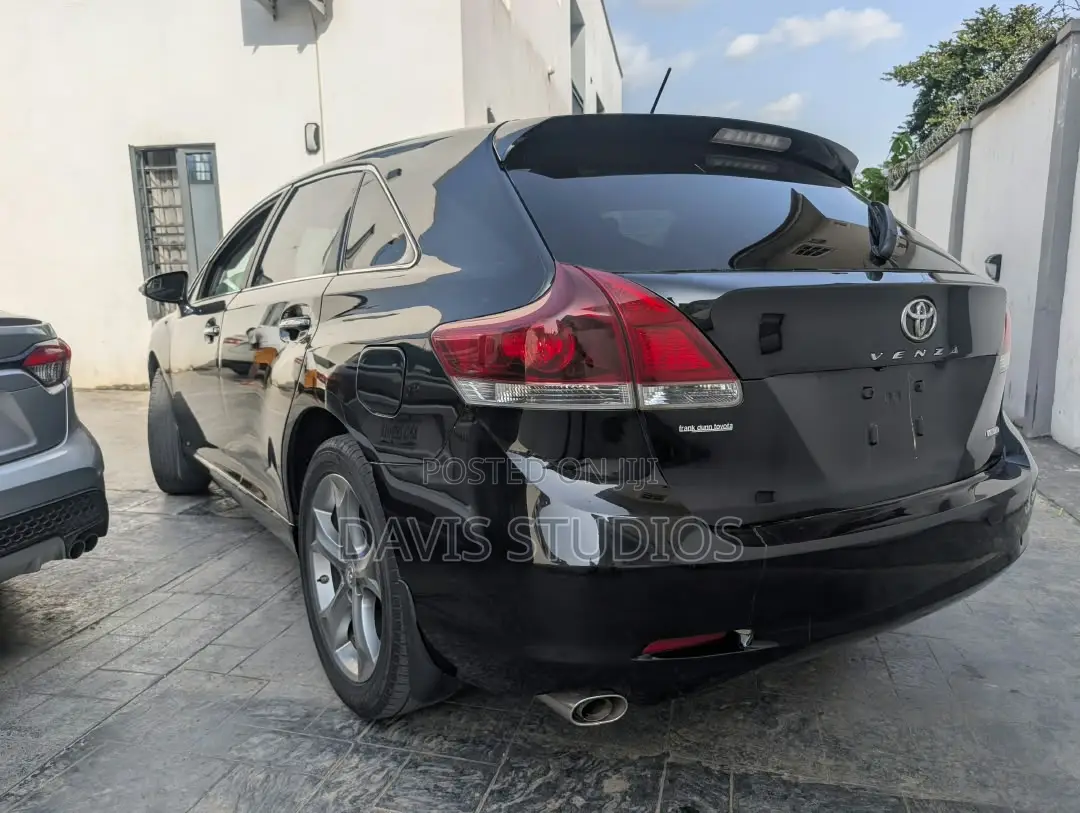 Toyota Venza Limited 4dr Wagon AWD (3.5L 6cyl 6A) 2015 Black